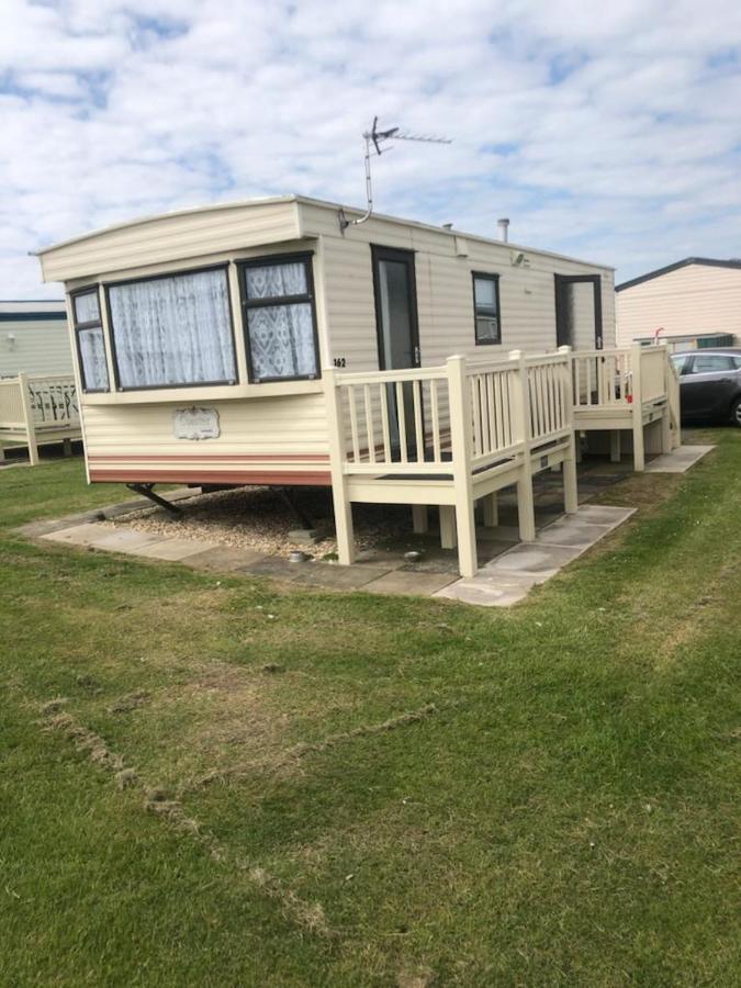 A4 The Chase 6 Berth Pet Friendly Caravan With Decking Ingoldmells Exteriér fotografie