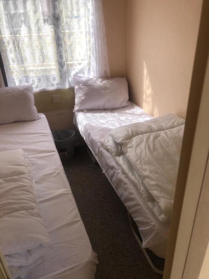 A4 The Chase 6 Berth Pet Friendly Caravan With Decking Ingoldmells Exteriér fotografie