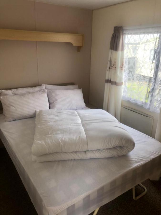 A4 The Chase 6 Berth Pet Friendly Caravan With Decking Ingoldmells Exteriér fotografie